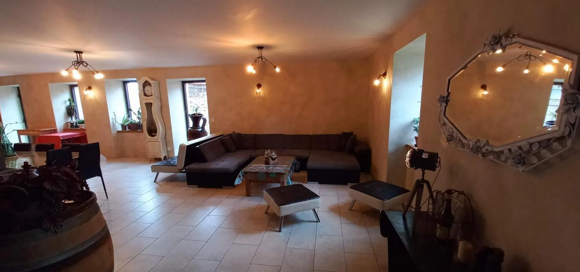 Les Gites Du Couvent En Ardeche - Gite De Groupe Nozieres  Nozieres (Ardeche)